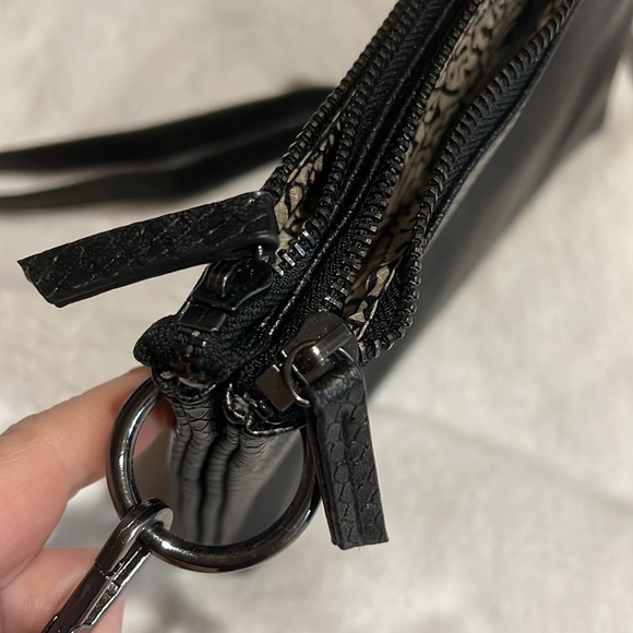 Black Snake skin pu leather cross body bag - Picture 5 of 10